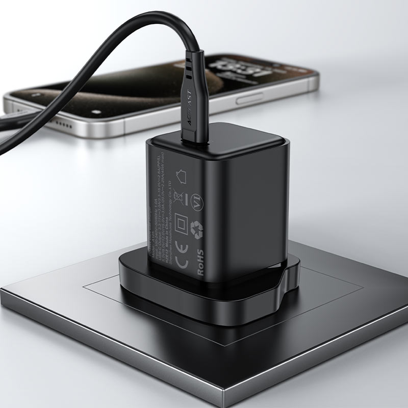 AceFast | 18495 | A125 | PD45W Gan (Usb C) Charger | UK | Black AceFast | 18495 | A125 | PD45W Gan (Usb C) Charger | UK | Black